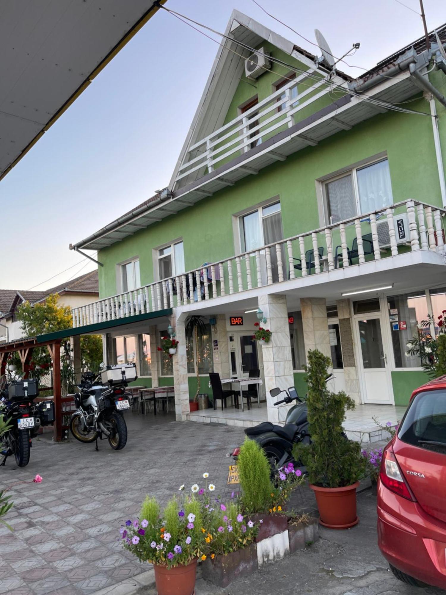 Pensiunea Simina Caransebeş Exterior foto